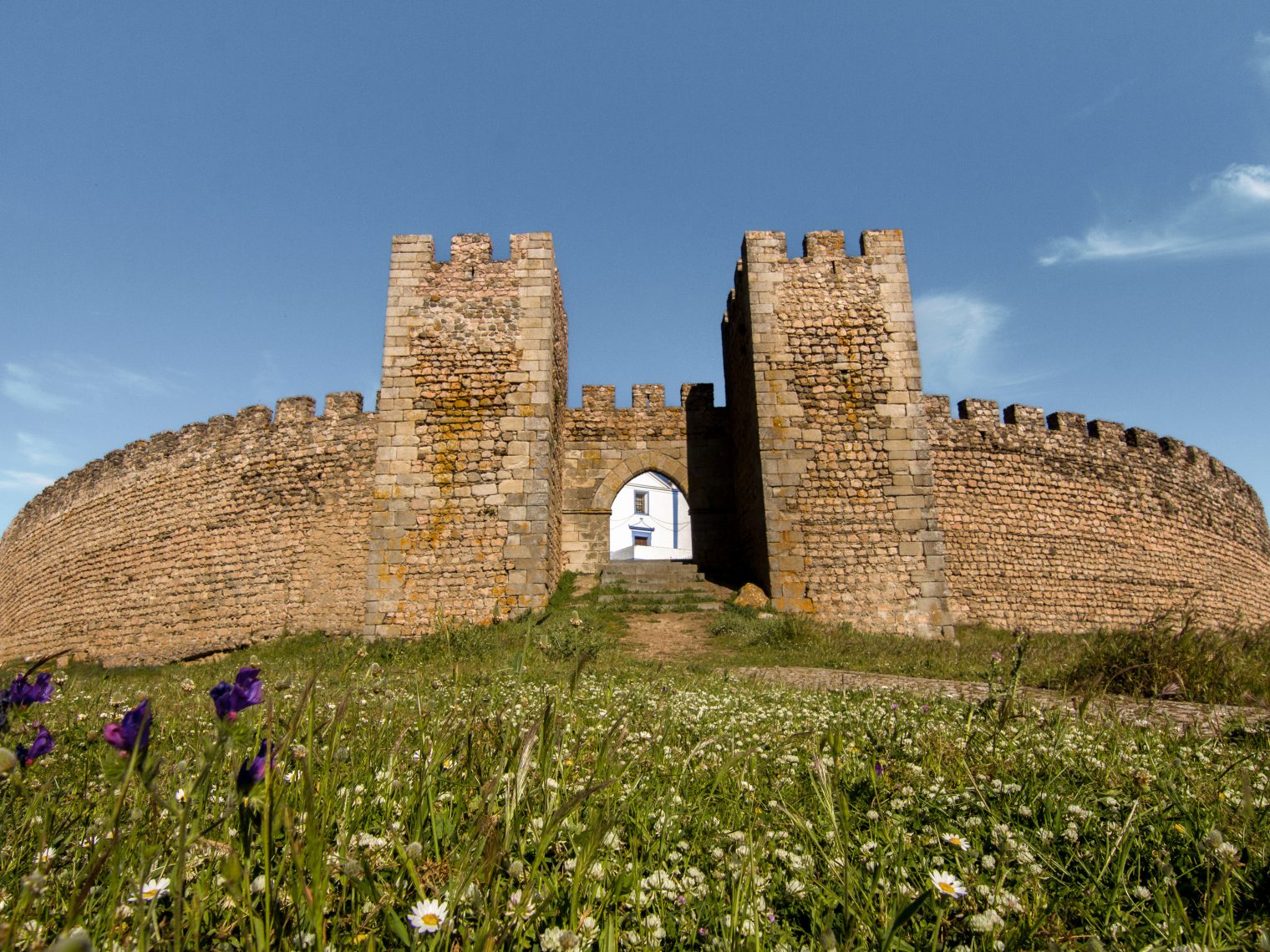 Arraiolos castle. Alentejo region, Portugal